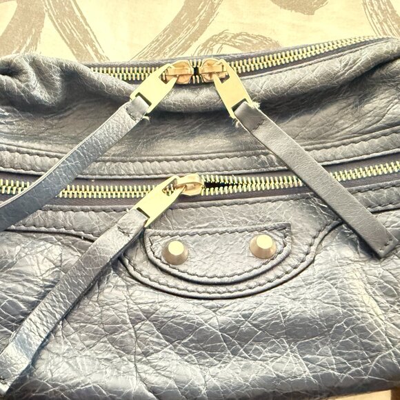 $1569 Authentic BALENCIAGA Made in ITALY Unisex Blue Leather Waist Sling Bag - Picture 6 of 12